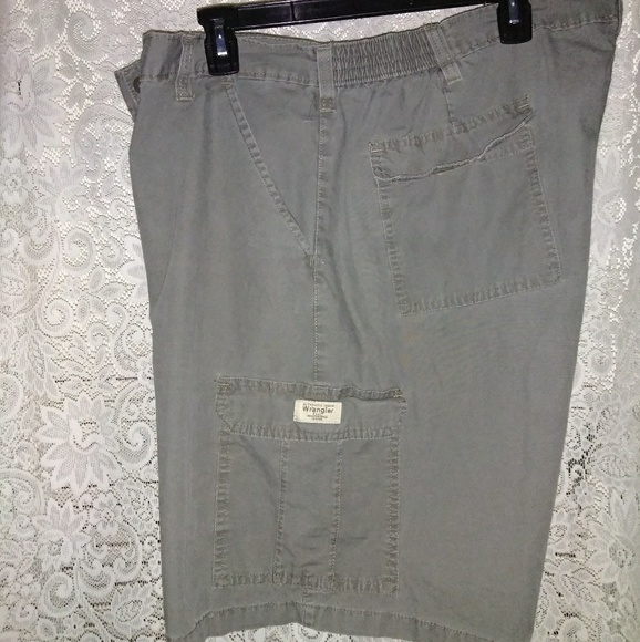 Wrangler Other - WRANGLER CARGO SHORTS